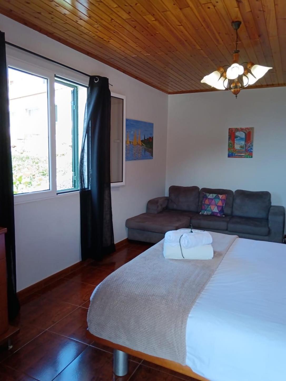 Casa Central - Peceful Mountain Retreat In Calheta Ribeira do Raposo Εξωτερικό φωτογραφία